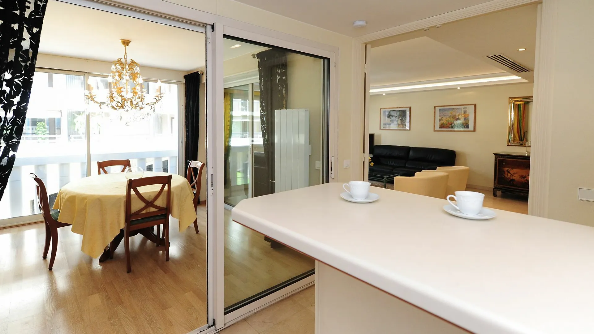 Apartement In Residence Croisette Azur Cannes France